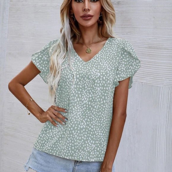 Spring blouse top - Picture 5 of 6